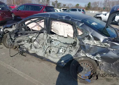 2014 Nissan Sentra S z USA, uszkodzony, nr VIN 3N1AB7AP3EY264834